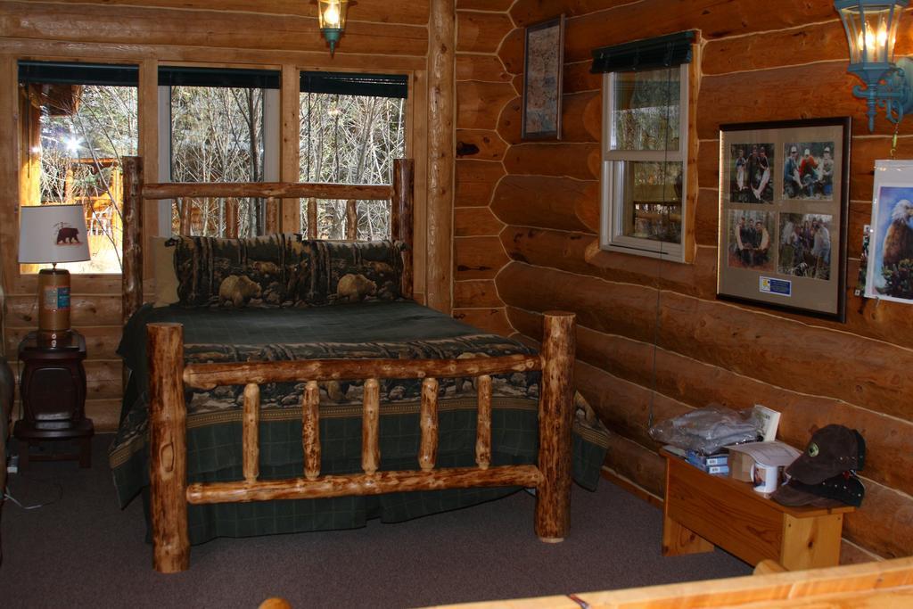 Wise Old Hunter Lodge Anchor Point Номер фото